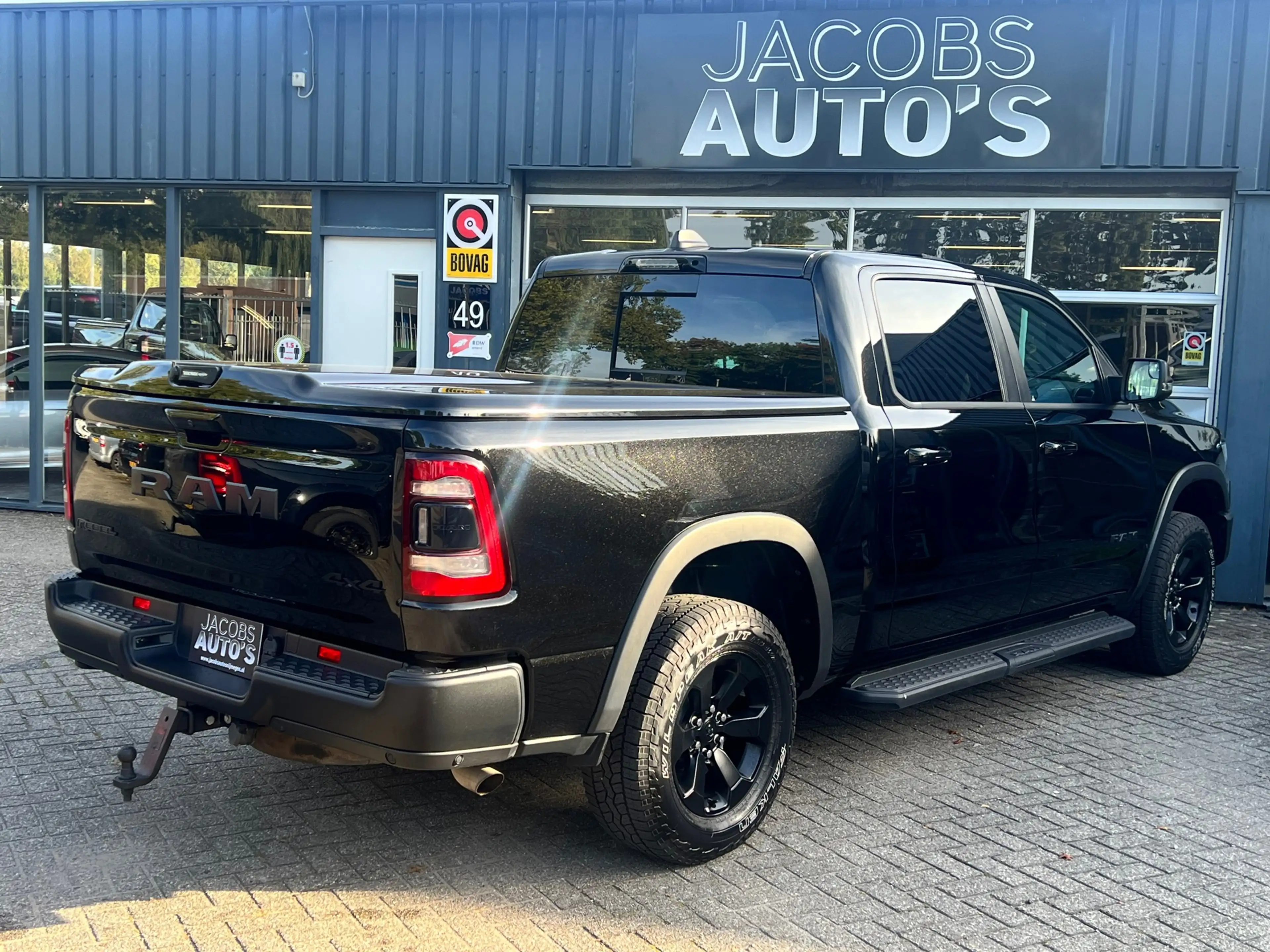 Dodge RAM Crewcab panorama — photo 6