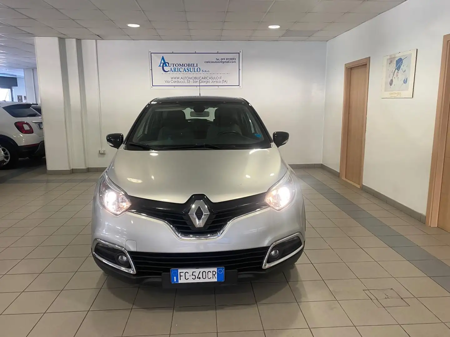 Renault Captur dCi 8V 110 CV Start&Stop Energy Intens Gris - 2