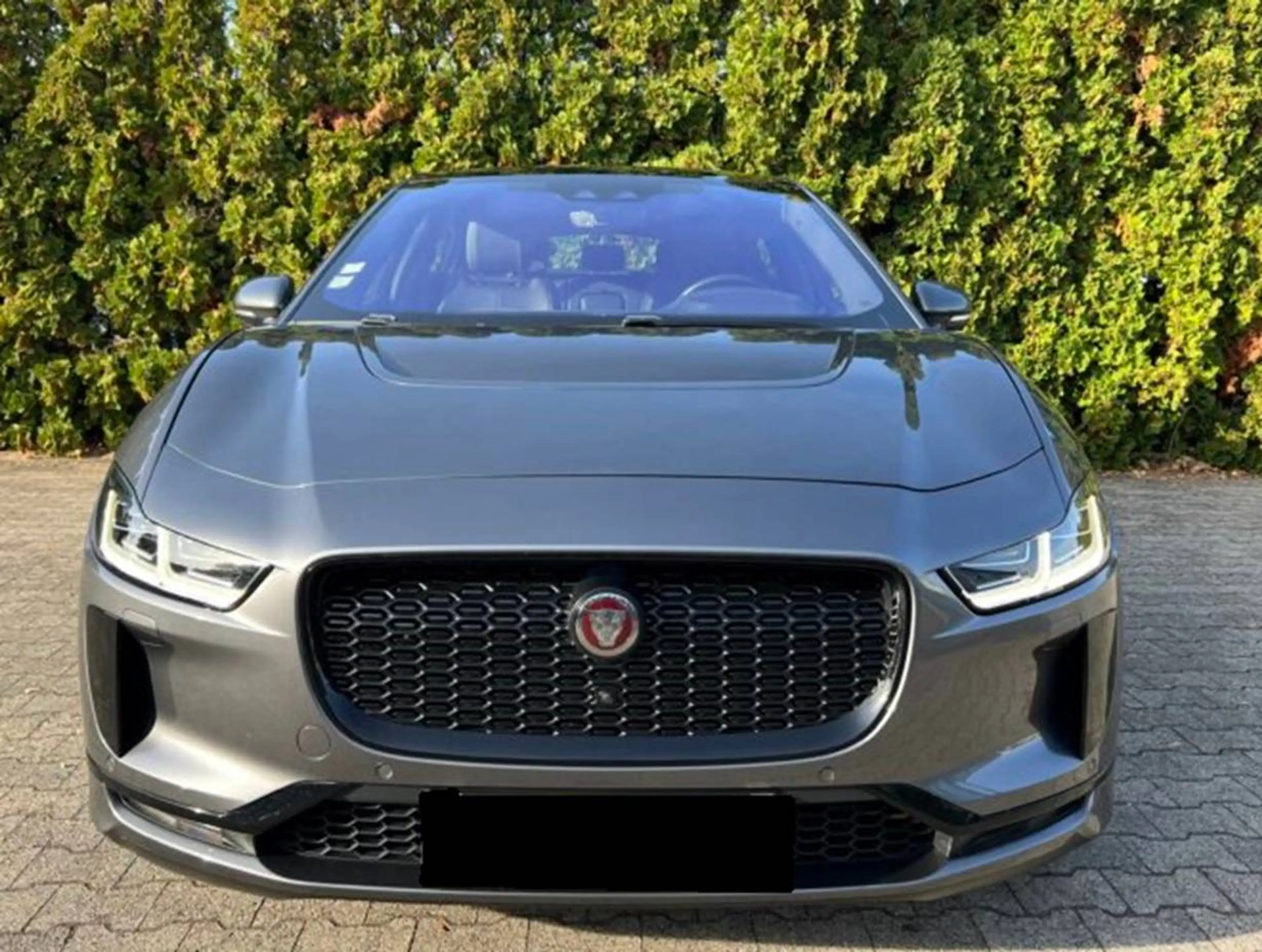 Jaguar I-Pace EV400 AWD First Edition HSE — photo 4