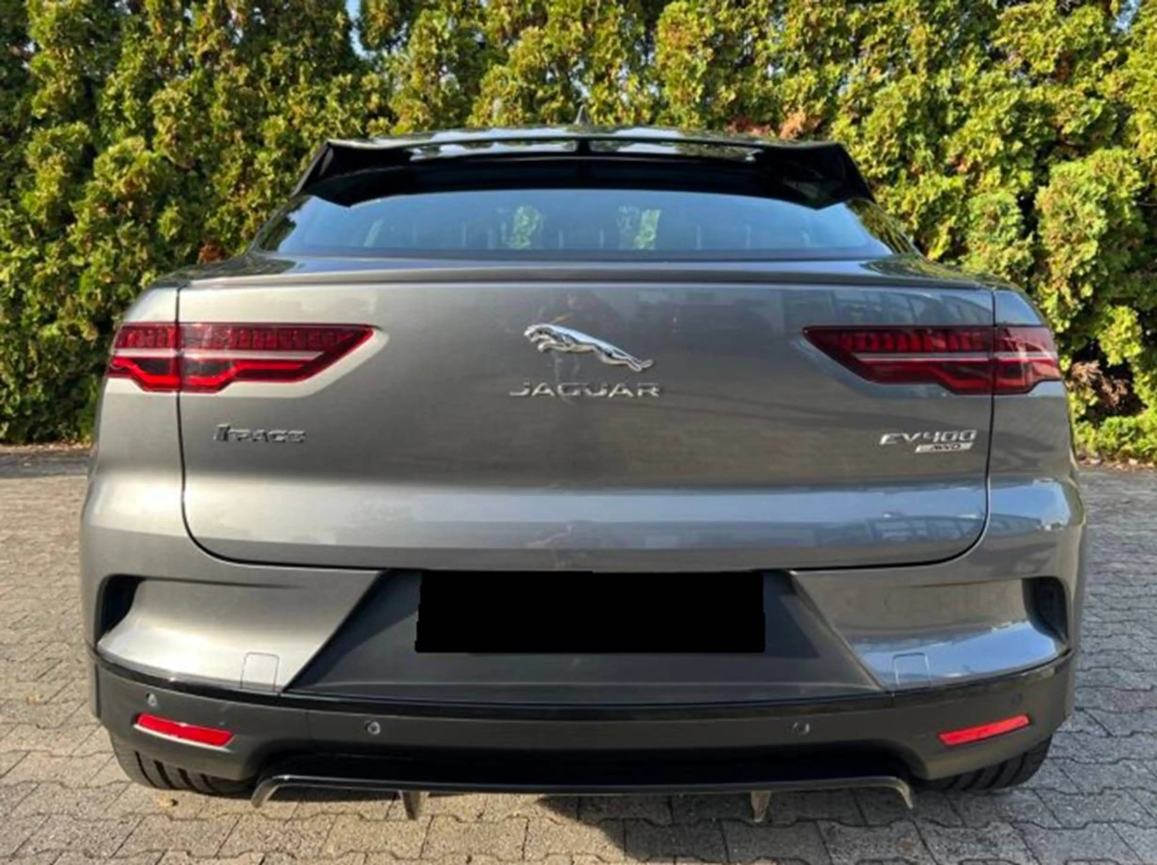 Jaguar I-Pace EV400 AWD First Edition HSE — photo 6