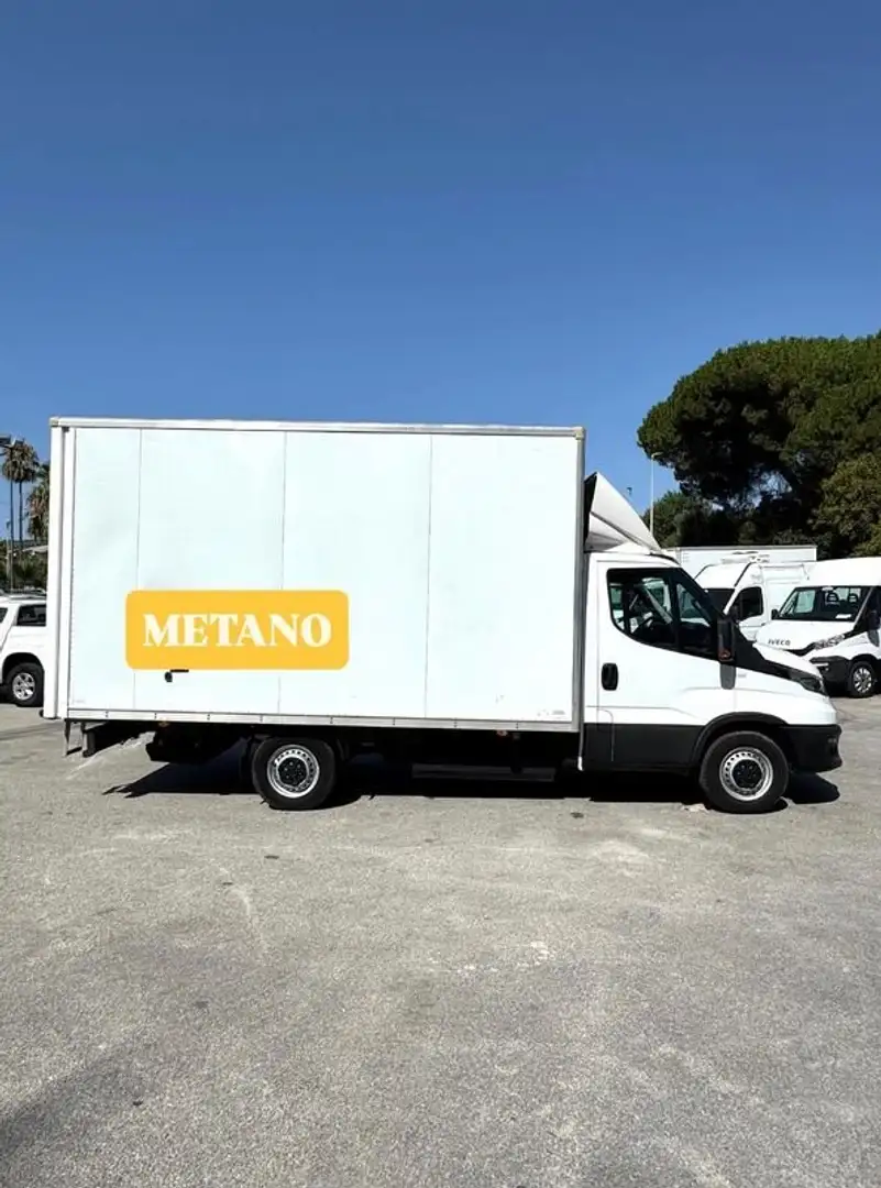 Iveco Daily 35S14 METANO FURGONATO Km 37.000 Blanc - 2