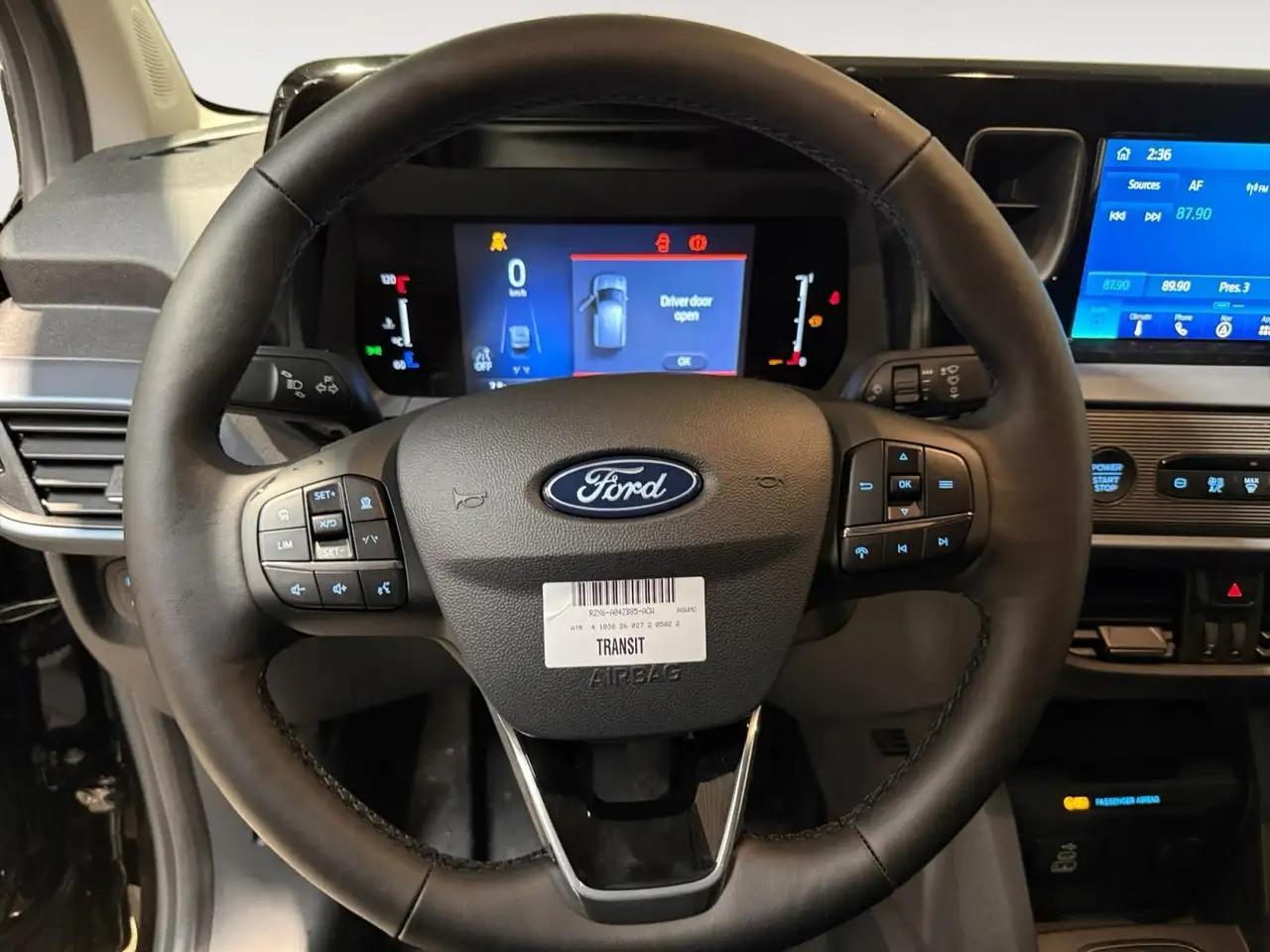Ford Transit Courier 2026 — фото 14