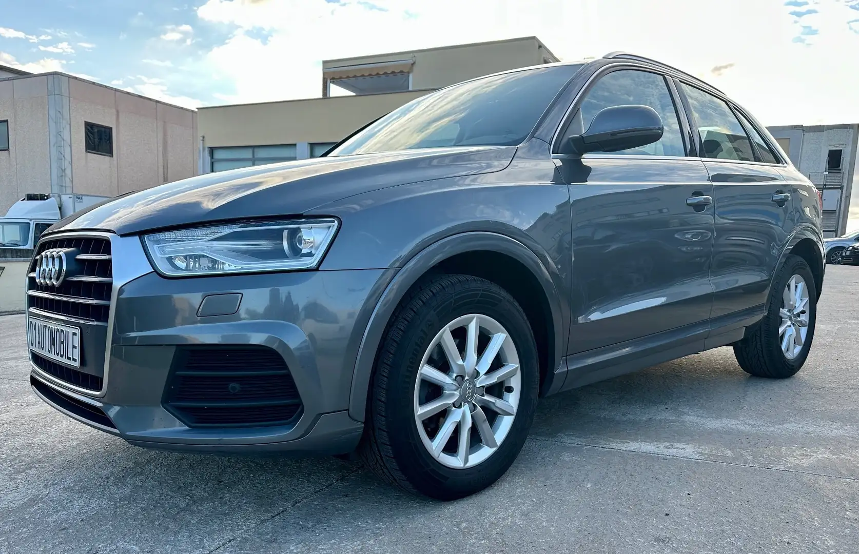 Audi Q3 Q3 2.0 TDI 150 CV Sport Grigio - 2