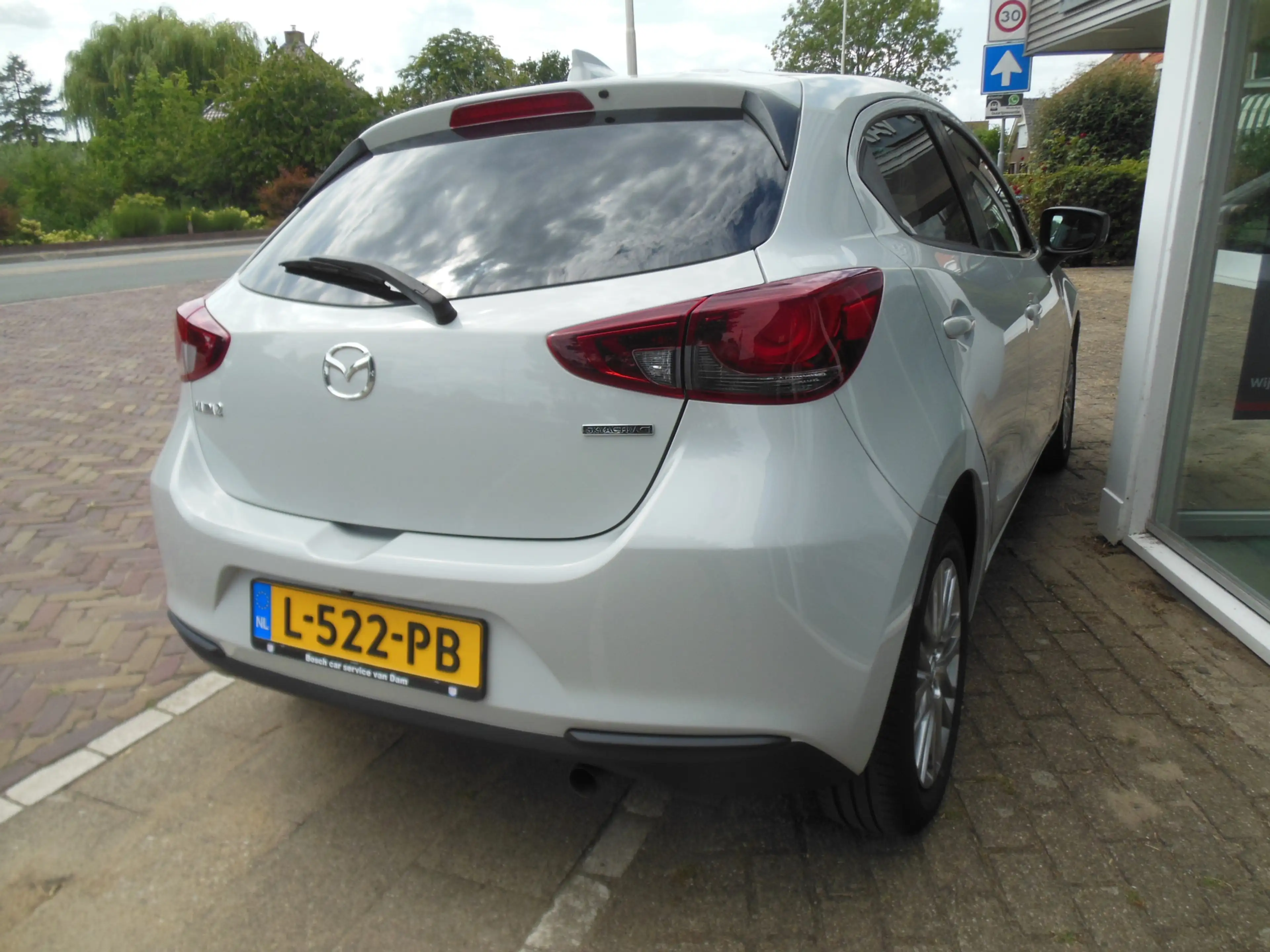 Mazda 2 1.5 Skyactiv-G Style Selected 12 maanden Bovag gar — photo 4