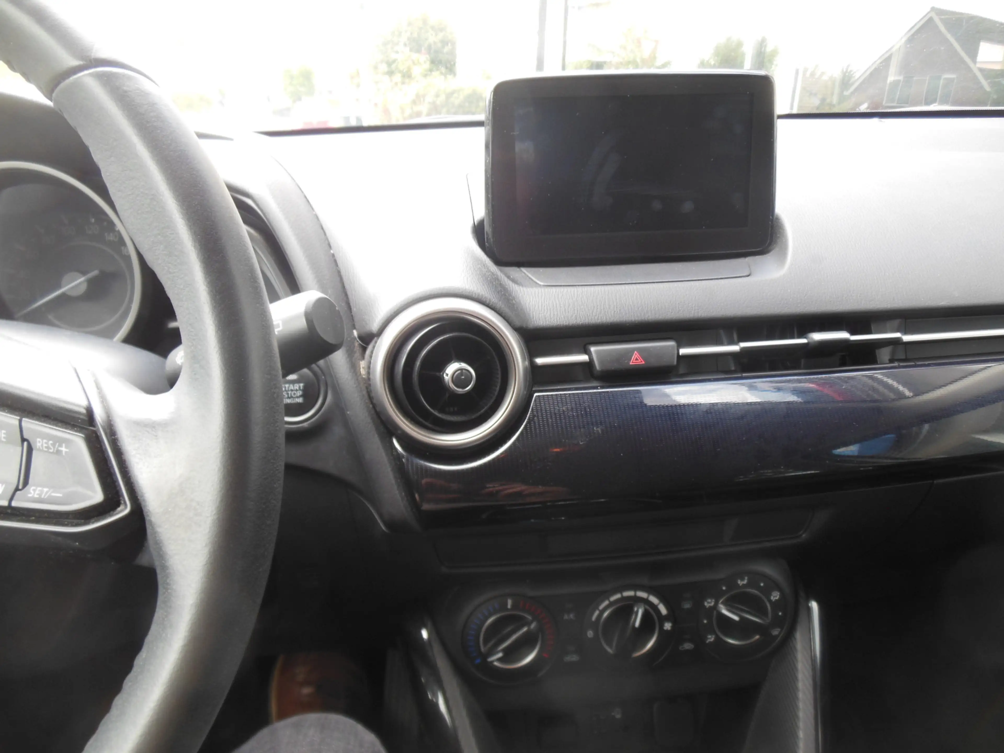 Mazda 2 1.5 Skyactiv-G Style Selected 12 maanden Bovag gar — photo 13