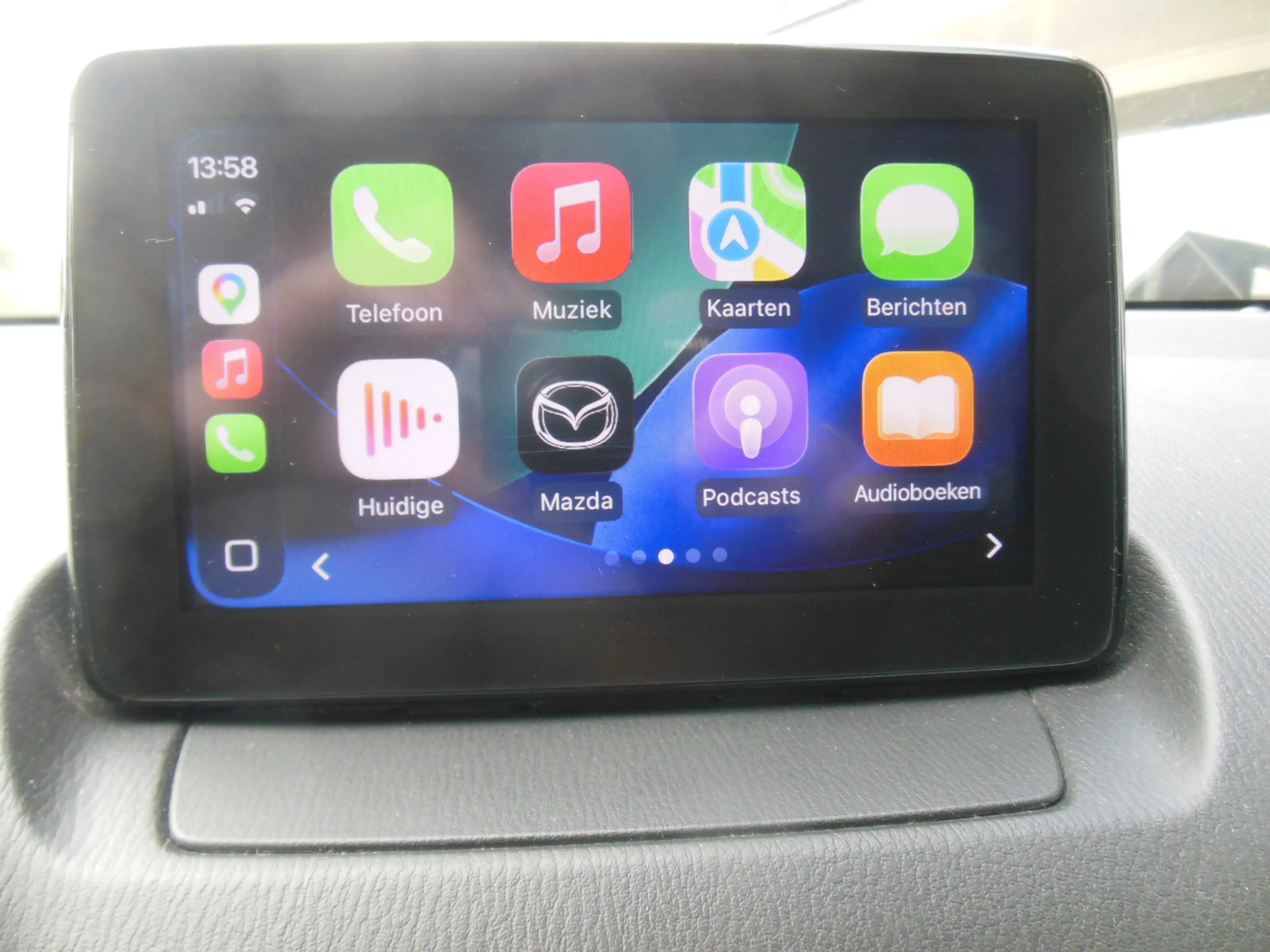 Mazda 2 1.5 Skyactiv-G Style Selected 12 maanden Bovag gar — photo 17