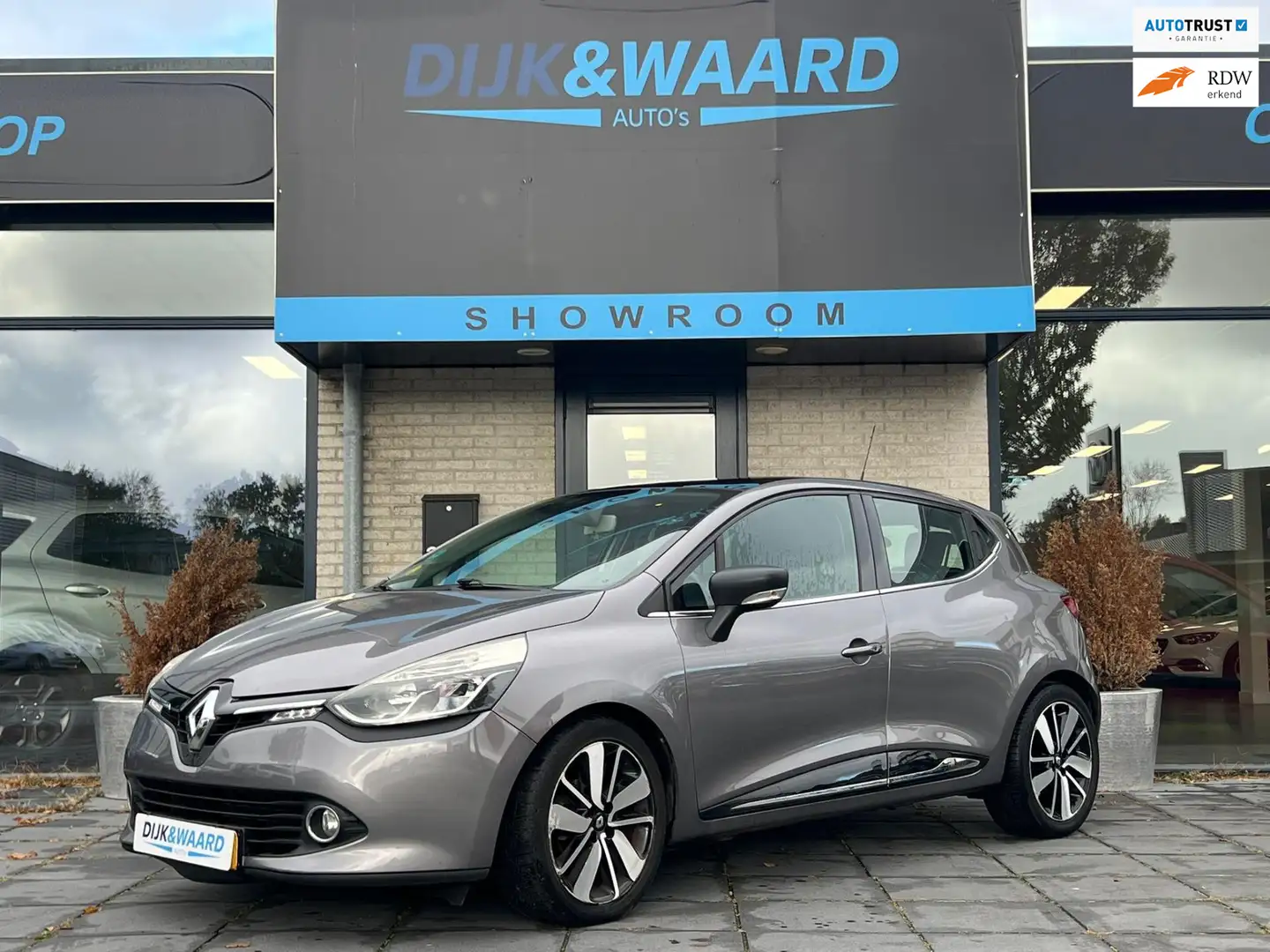 Renault Clio 1.5 dCi ECO Dynamique Grijs - 1