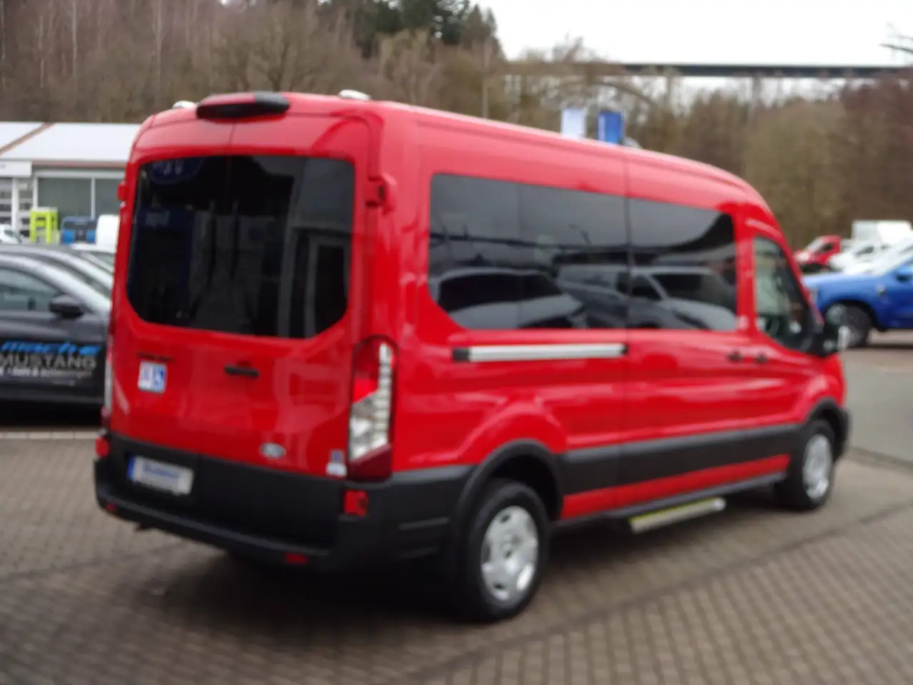 Ford Transit FT 350 L3H2 BEHINDERTENTRANSP. FZG. M. AMF BRUHNS LIFTSYST. 4
