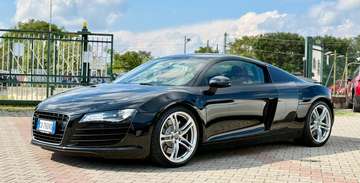 Coupe 4.2 V8 quattro r-tronic