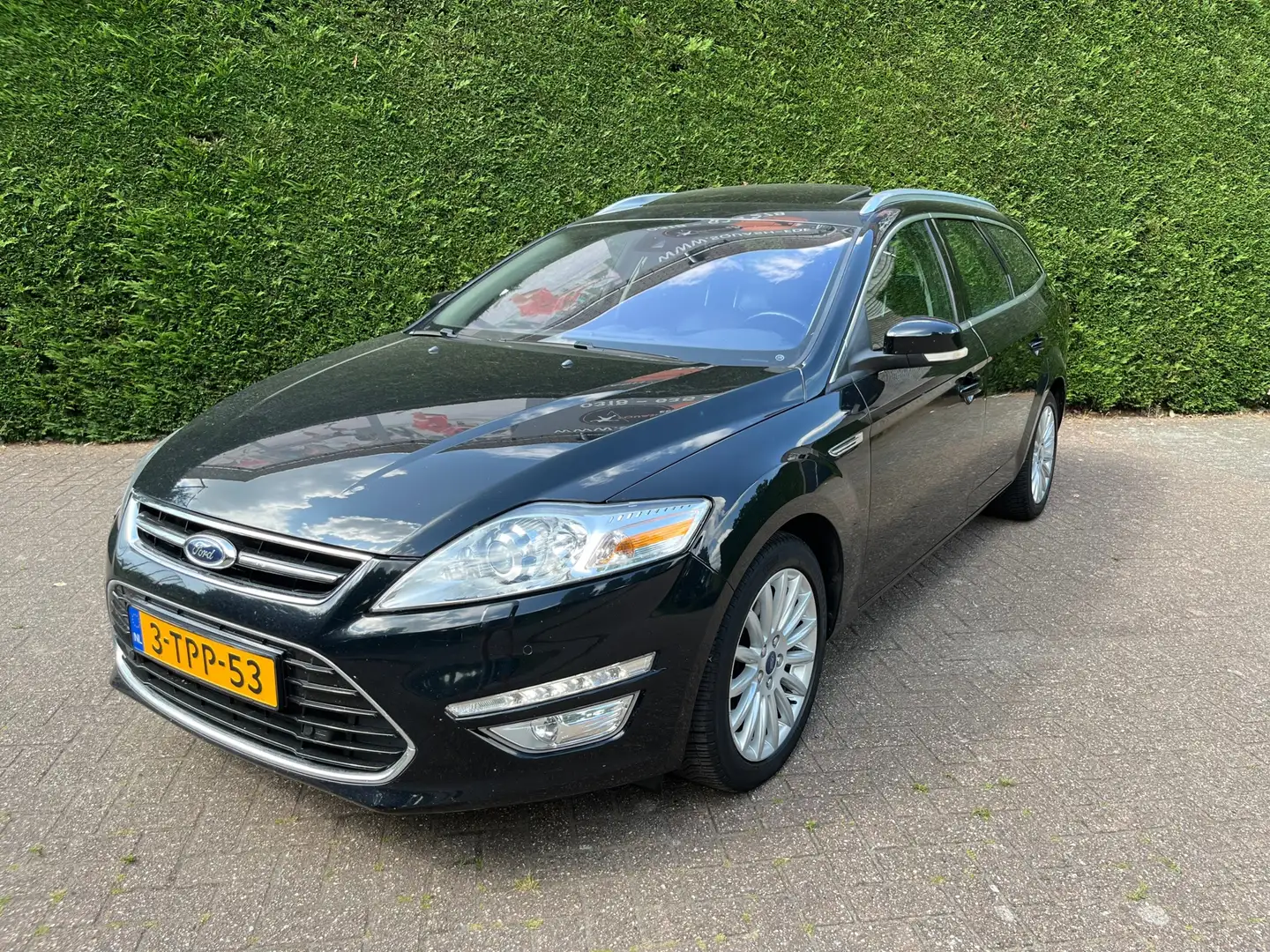 Ford Mondeo Wagon 1.6 EcoBoost Platinum, Key-less, Navi, Cruis Siyah - 1