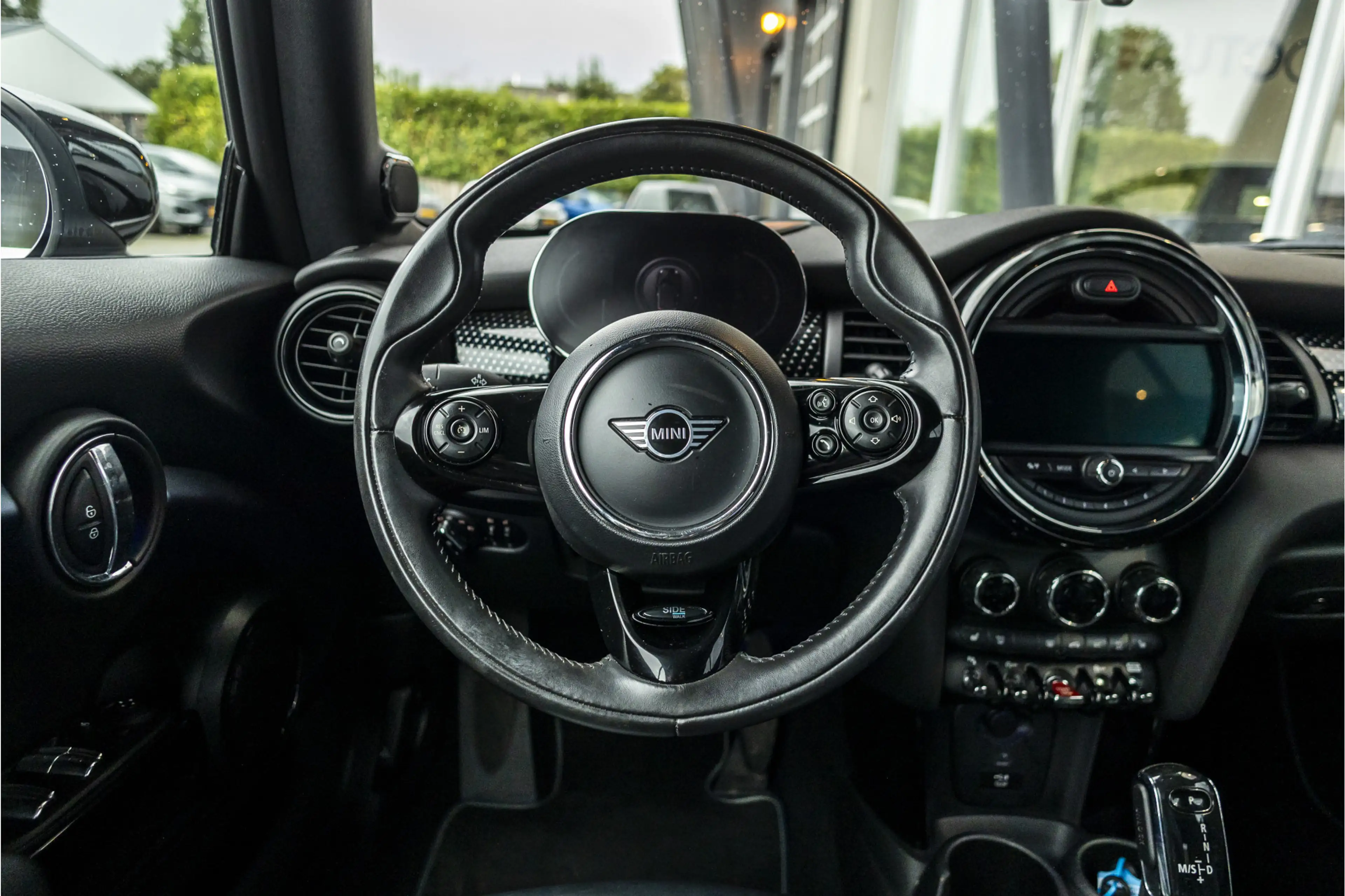 MINI Cooper Cabrio 1.5 Sidewalk Edition Harmen Kardon | NL Auto | Car — photo 7