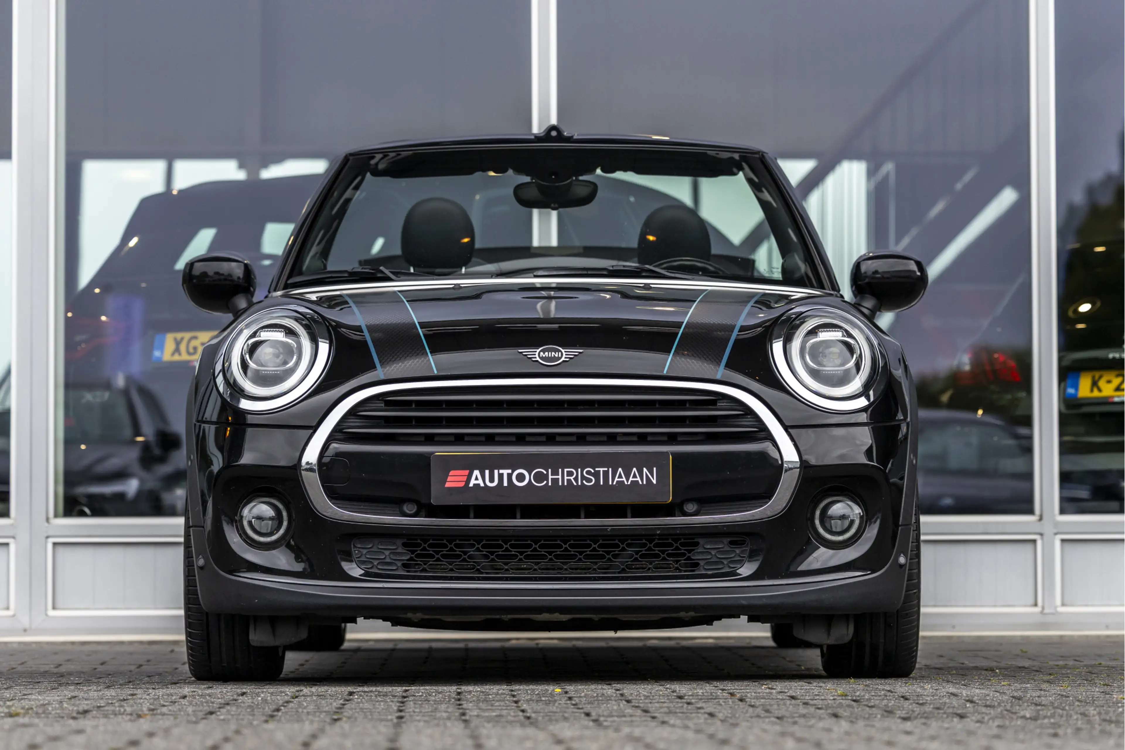 MINI Cooper Cabrio 1.5 Sidewalk Edition Harmen Kardon | NL Auto | Car — photo 3