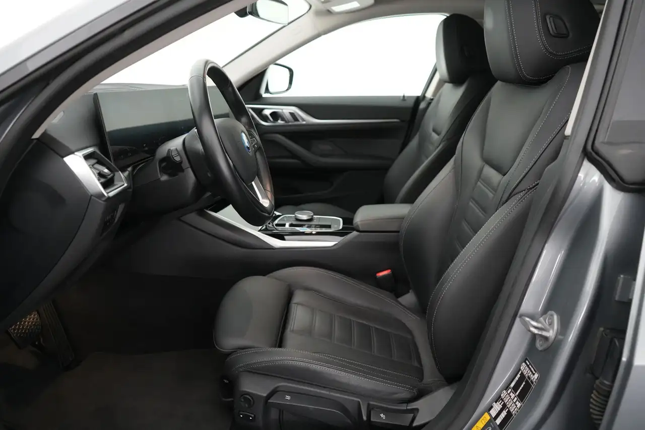 BMW i4 eDrive40 LEDER/CUIR LED GPS PDC CAM Verw. Zetels A, миниатюра 17
