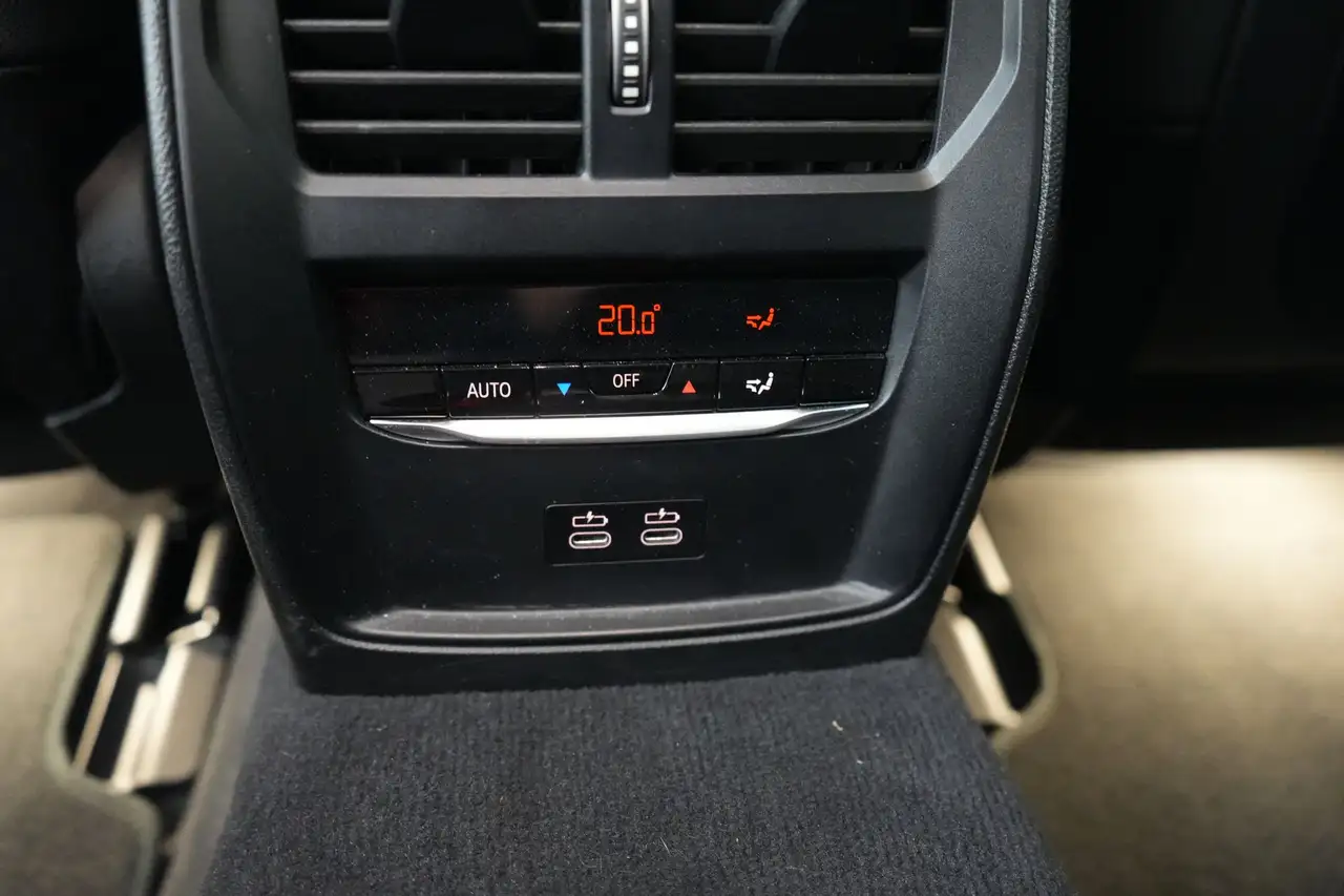 BMW i4 eDrive40 LEDER/CUIR LED GPS PDC CAM Verw. Zetels A, миниатюра 24