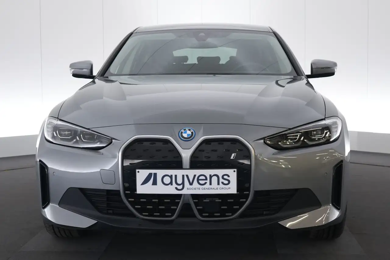 BMW i4 eDrive40 LEDER/CUIR LED GPS PDC CAM Verw. Zetels A, миниатюра 2