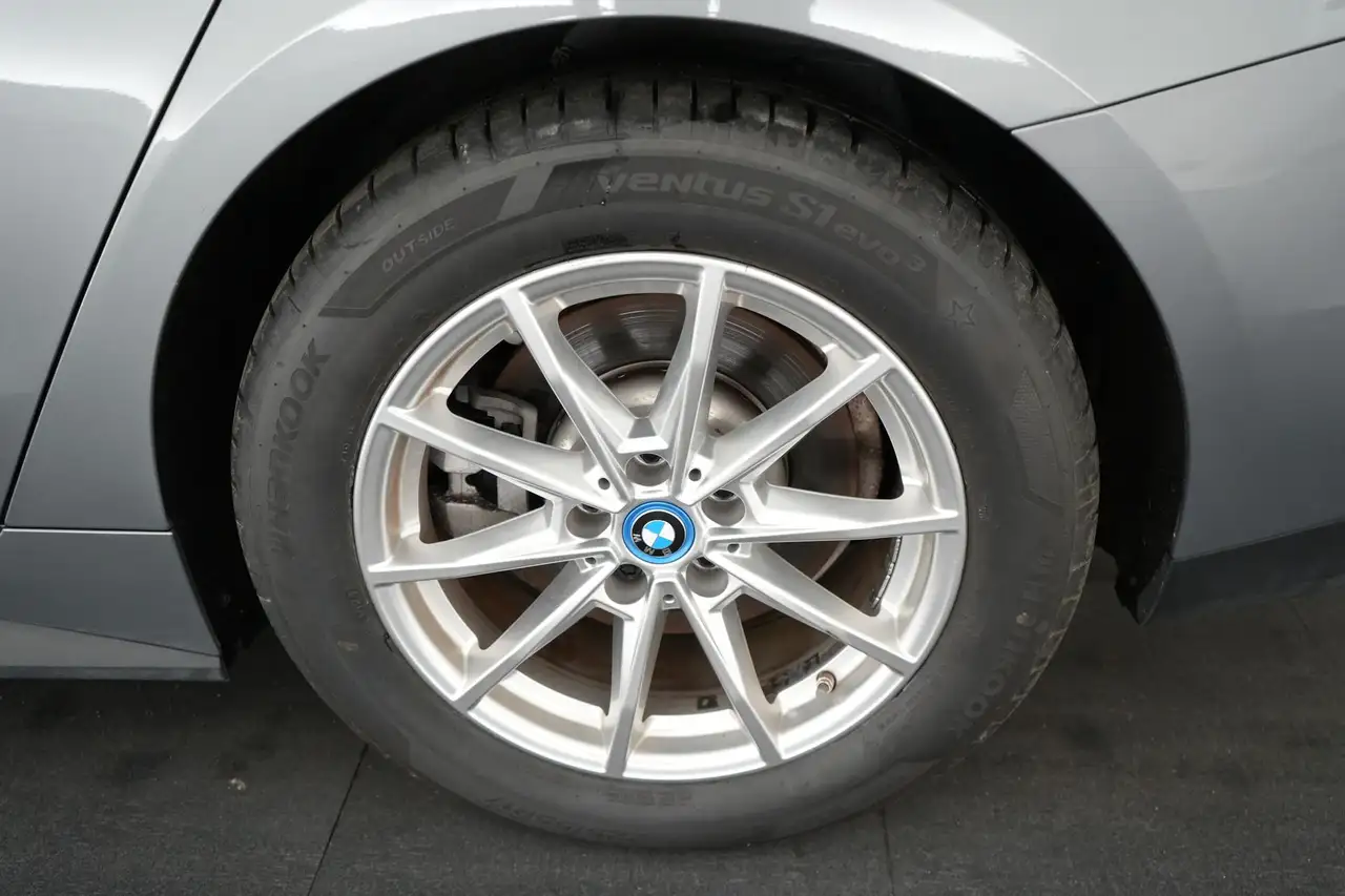 BMW i4 eDrive40 LEDER/CUIR LED GPS PDC CAM Verw. Zetels A, миниатюра 19