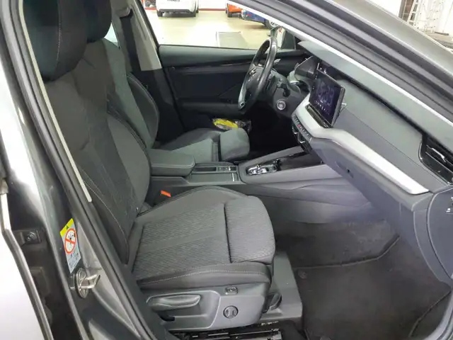 Skoda Octavia view 7