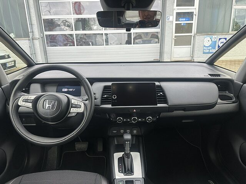 Honda Jazz Hybrid e:HEV 1.5 i-MMD Crosstar Advance — photo 9