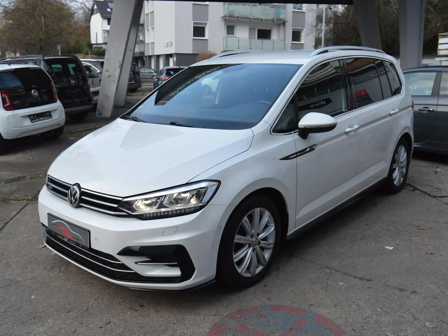 Volkswagen Touran Touran Diesel 2.0 TDI SCR  DSG Highline*R-Line* Blanc - 1