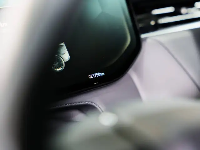 Land Rover Range Rover Sport view 28