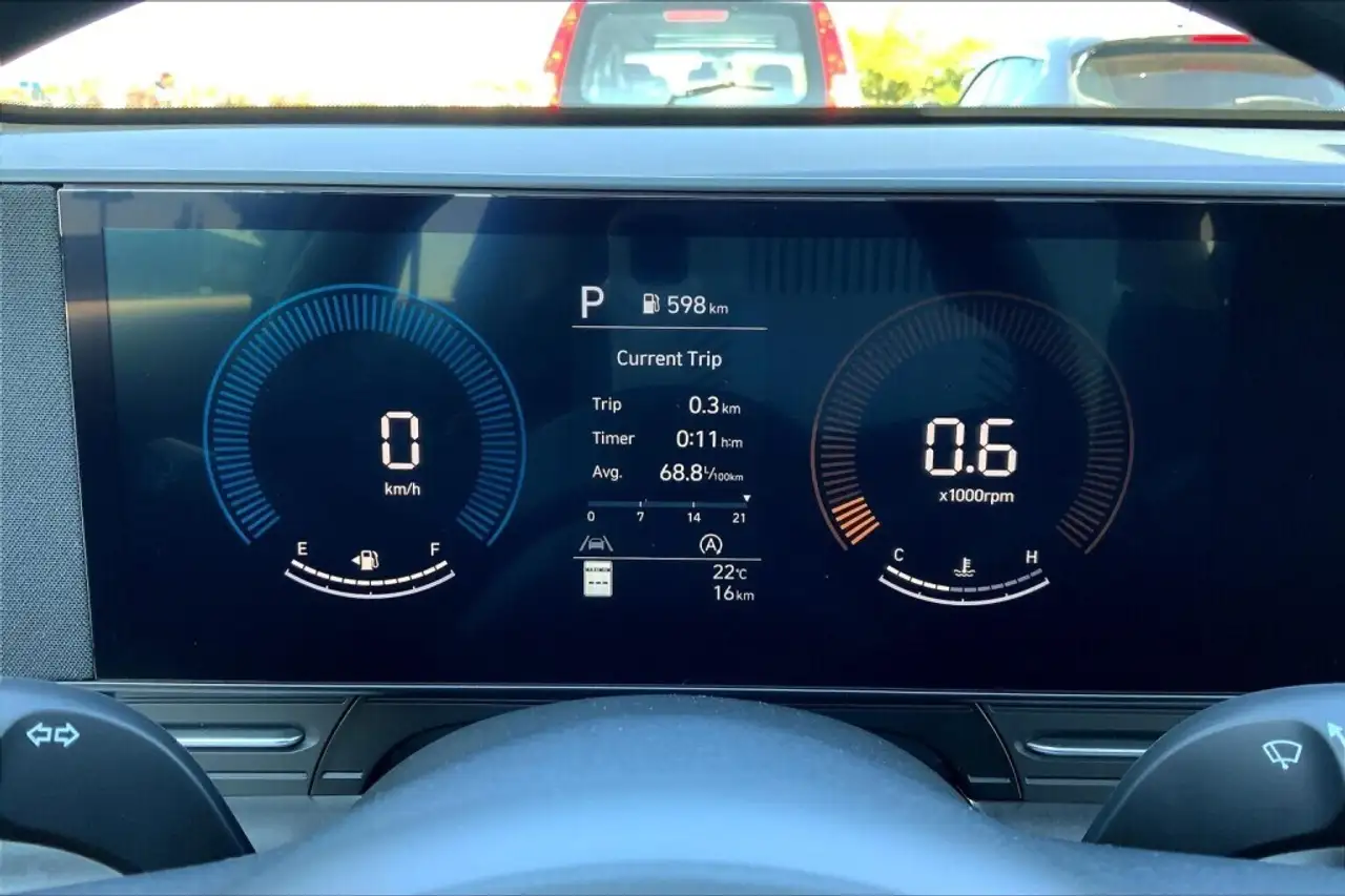 Hyundai KONA снимка Hyundai KONA