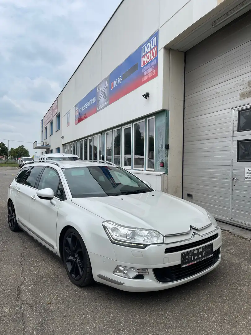 Citroen C5 Tourer 3,0 V6 HDi FAP Exclusive Aut. Weiß - 1