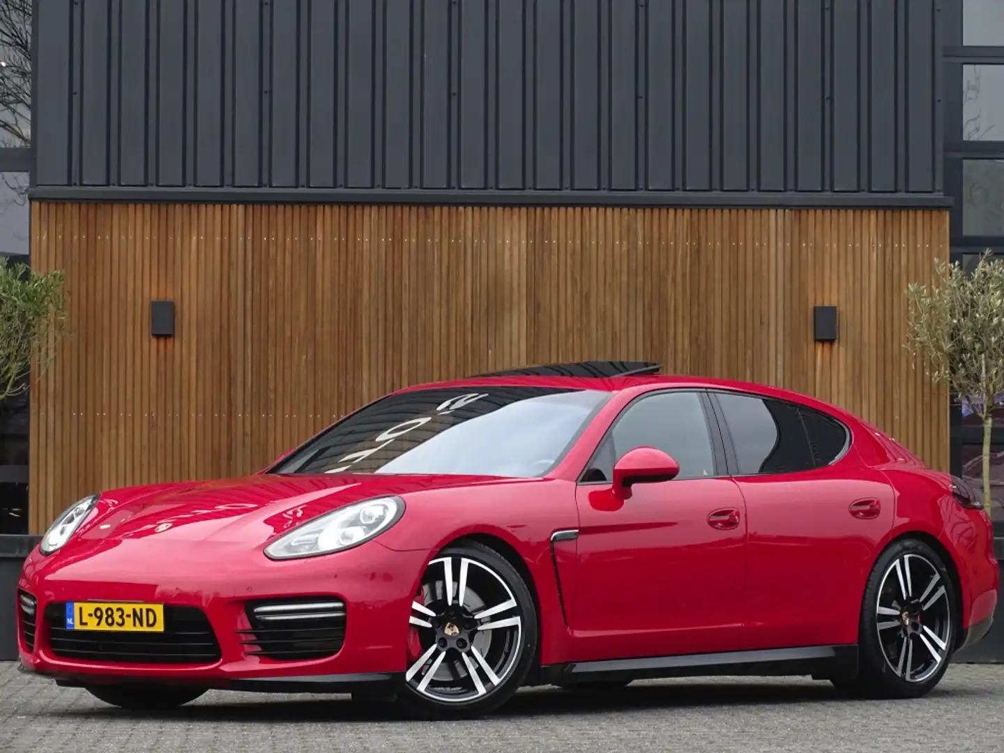 Porsche Panamera 4.8 GTS V8 440PK PDK 2014 / Sport Chrono / LED Red - 1