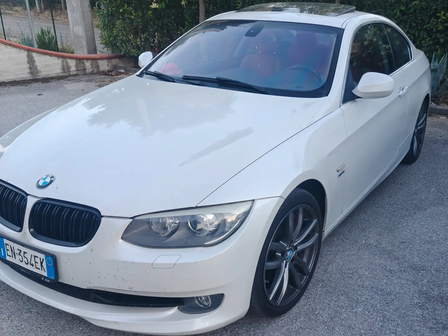 BMW 330 Serie 3 E92 Coupe 330d Coupe xdrive Msport FL Blanc - 1