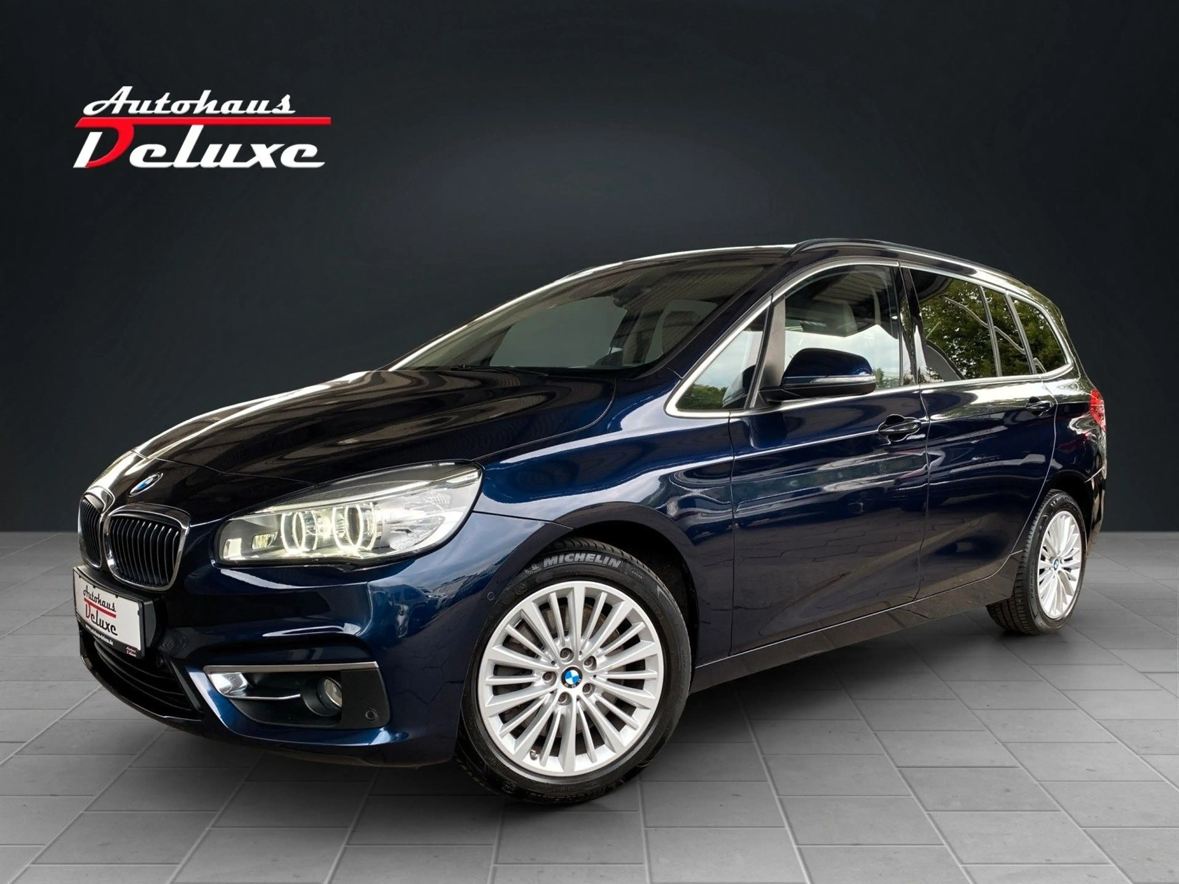 BMW 220 X-DRIVE NAVI-KAMERA-PANORAMA