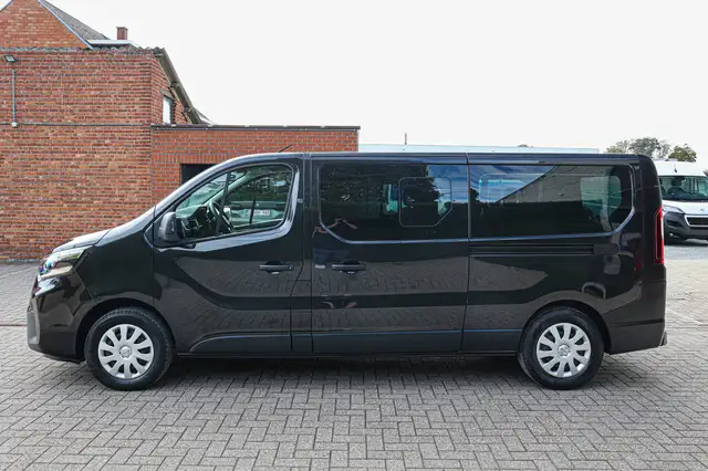 Nissan Primastar view 8