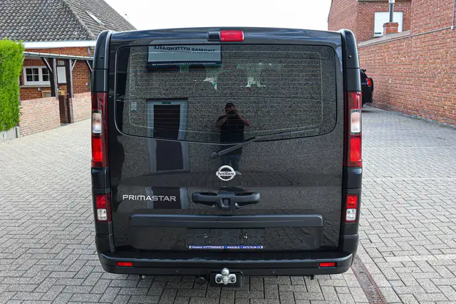 Nissan Primastar view 6