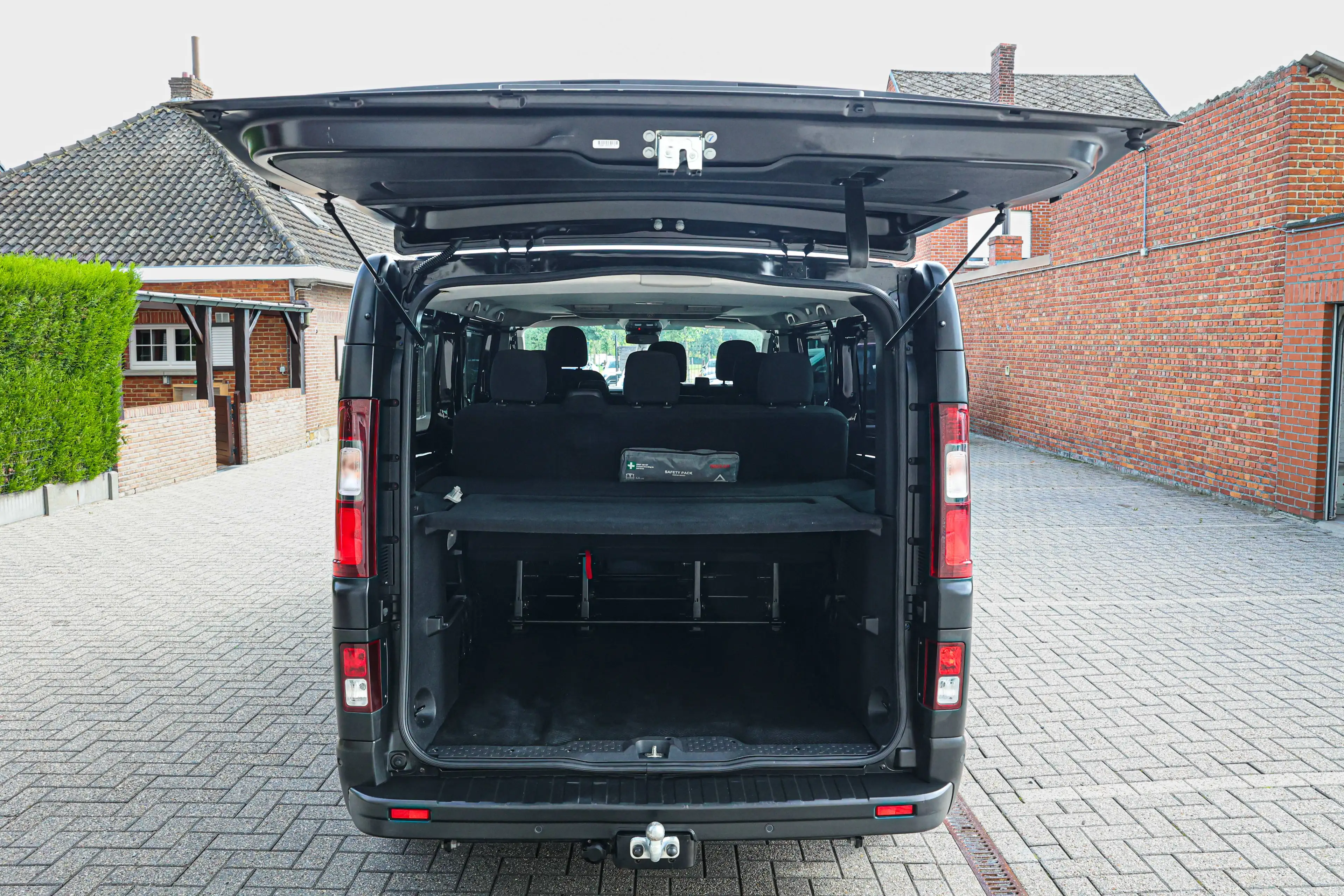 Nissan Primastar AUTOMAAT*ACHTERUITRIJCAMERA*9-ZITPLAATSEN*BTW-WAGEN*VERLENGDE-VERSIE* — photo 17