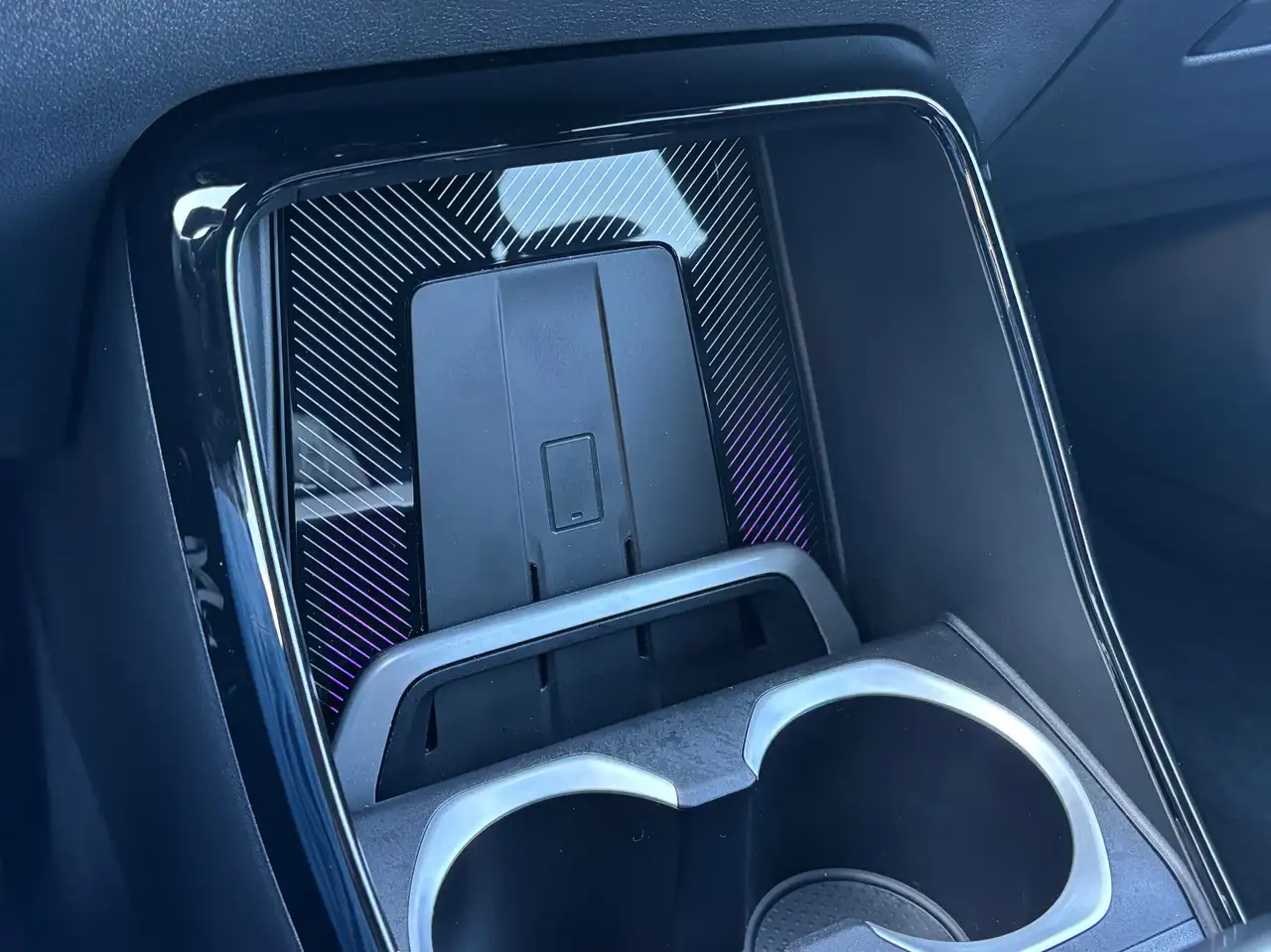 BMW iX2 66.5 kWh xDrive30 M Edition, миниатюра 23