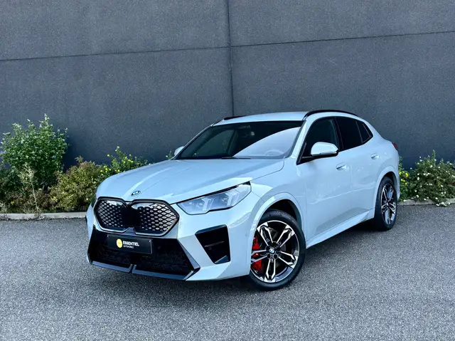 BMW iX2