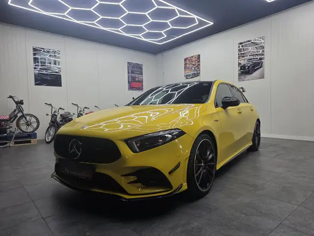 Mercedes-Benz A 35 AMG A 35 AMG 4-Matic (EU6AP)