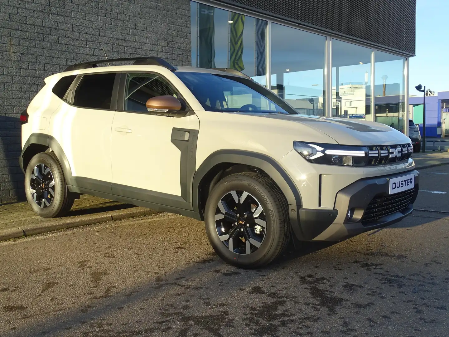 Dacia Duster 1.0 TCe 100 ECO-G Extreme Techno Pack + NAV Live | - 2
