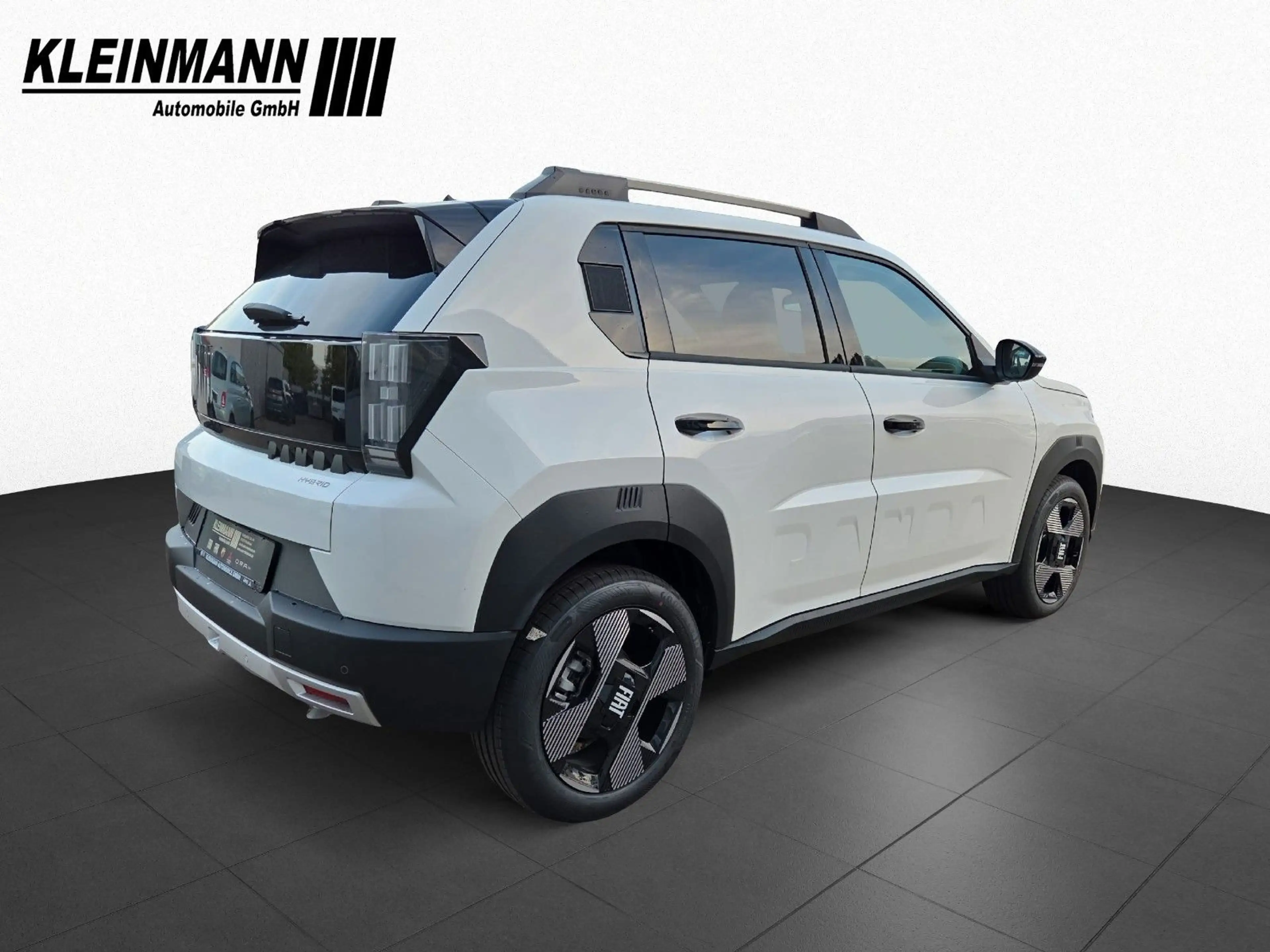 Fiat Grande Panda Hybrid "La Prima" 1.2 DCT — photo 6