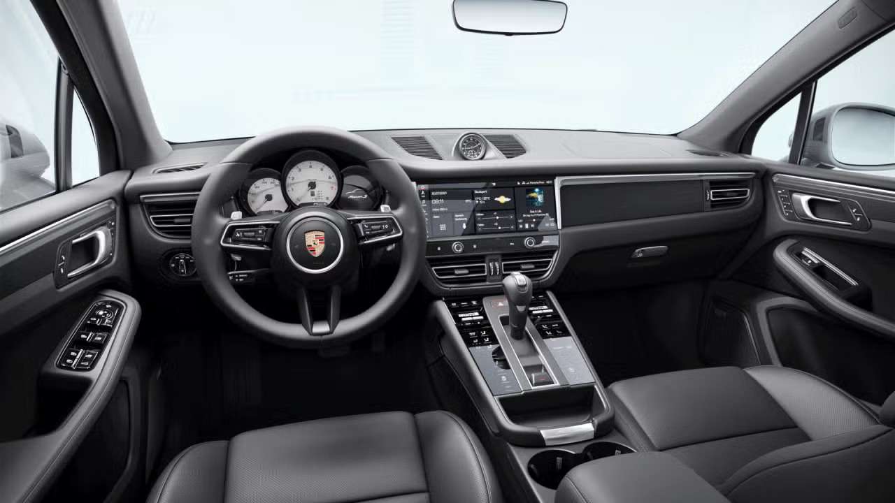2026 Porsche Macan S AWD thumb 8