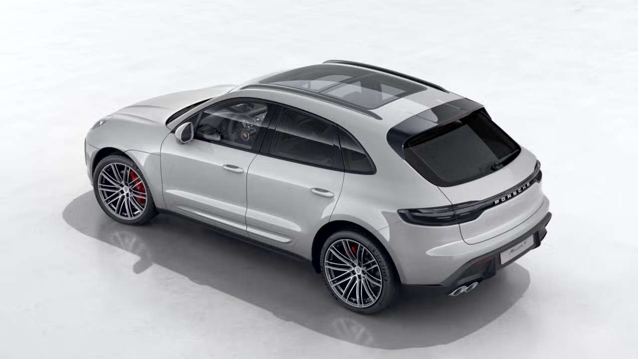 2026 Porsche Macan S AWD alt 4