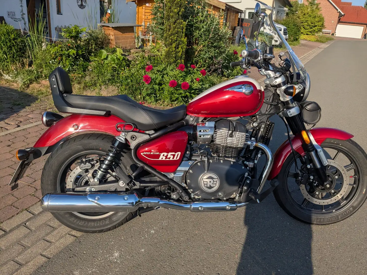Royal Enfield Super Meteor 650 top Ausstattung mit Werksgarantie Kırmızı - 1