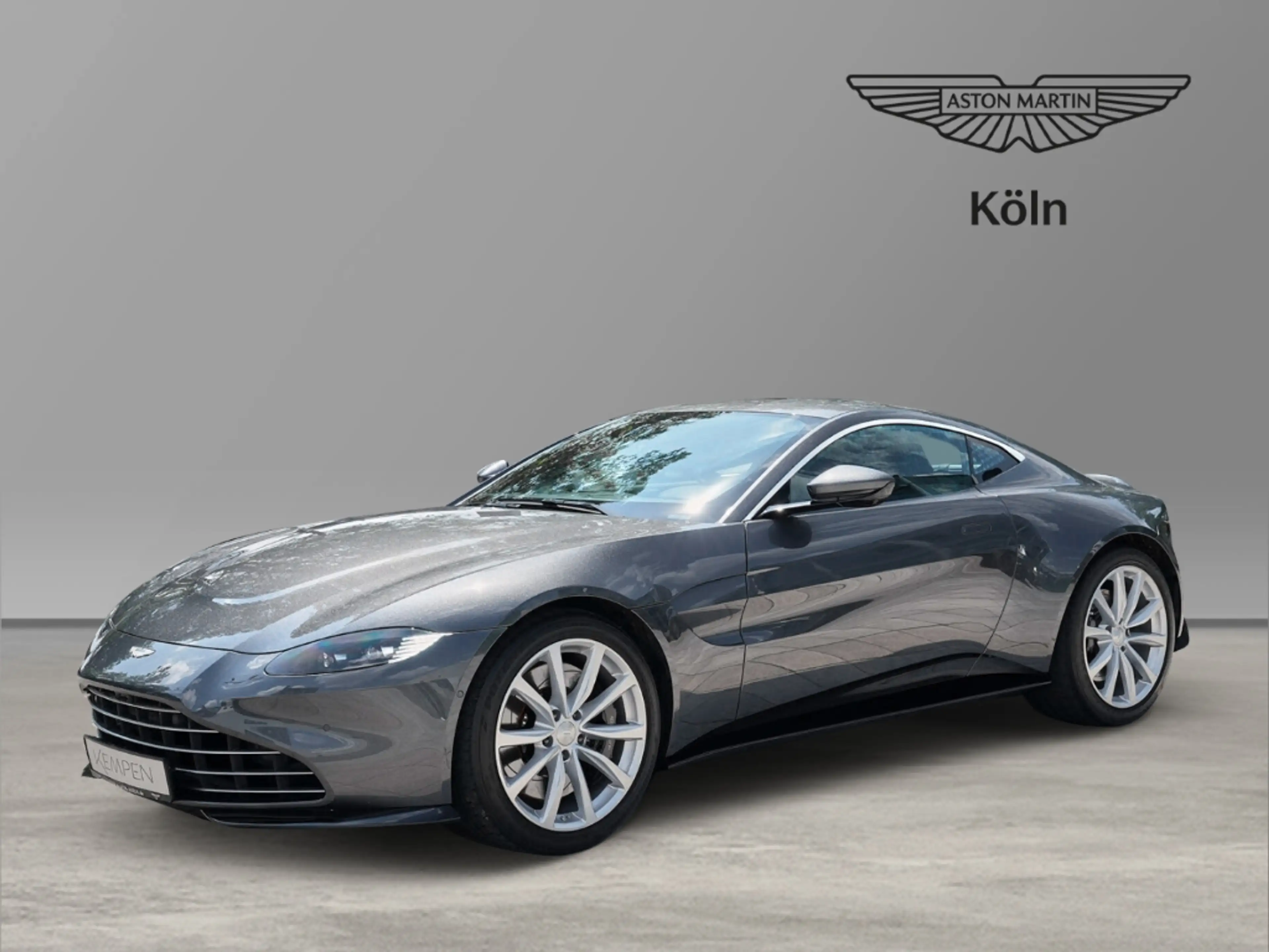 Aston Martin Vantage V8 Magnetic Silver / Onyx Black — photo 8