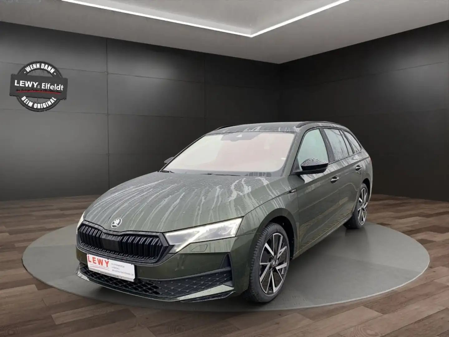 Skoda Octavia Combi 1.5 TSI mHEV DSG Sportline Grün - 1