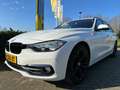 BMW Touring 318i Aut8 Sport Keyless/Leder/Navi Weiß - thumbnail 4