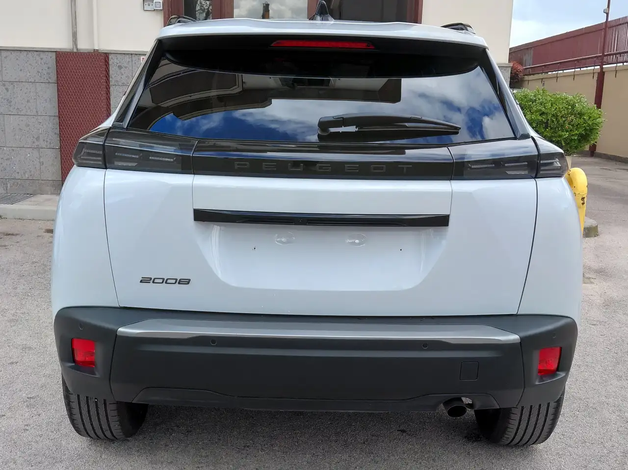 Peugeot 2008 1.2 PURETECH 100 CV S&S ALLURE 3