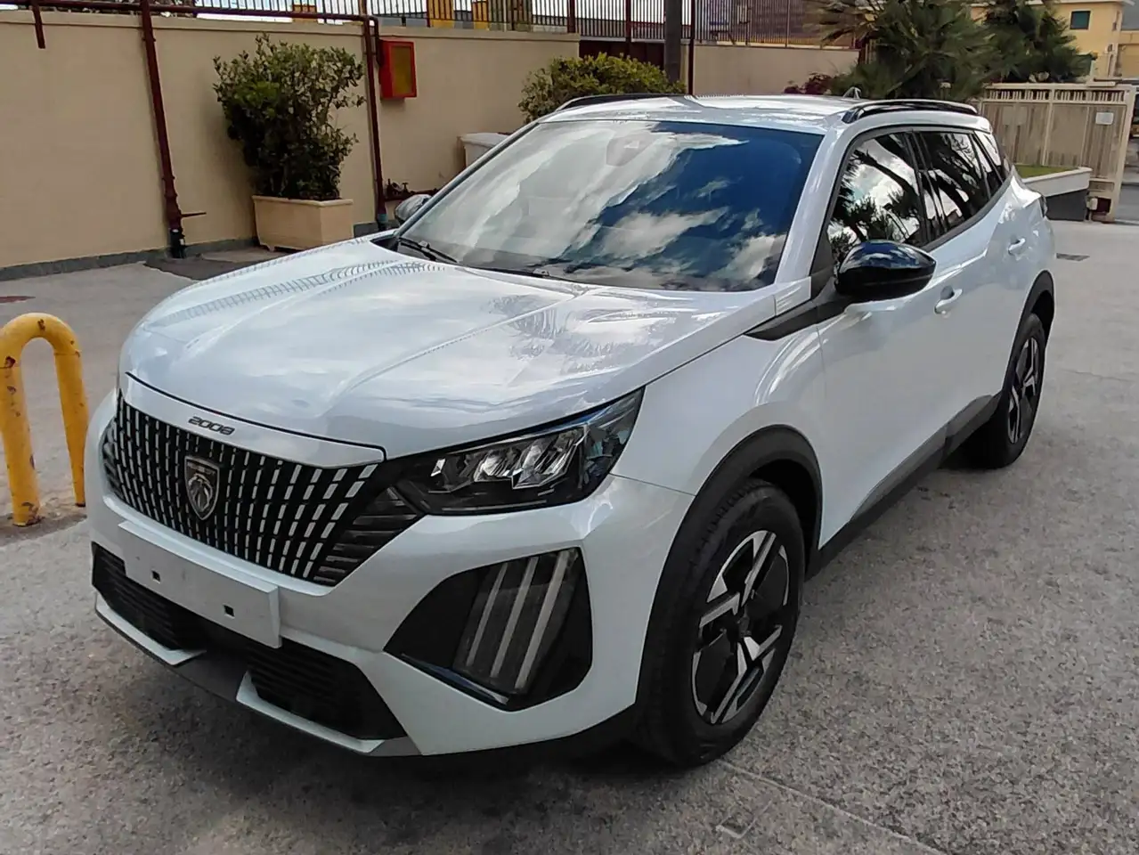 Peugeot 2008 1.2 PURETECH 100 CV S&S ALLURE 2