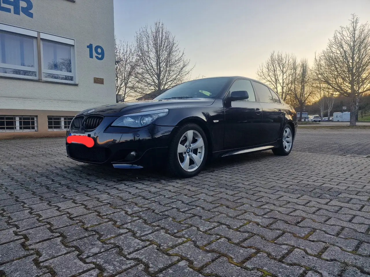 BMW 530