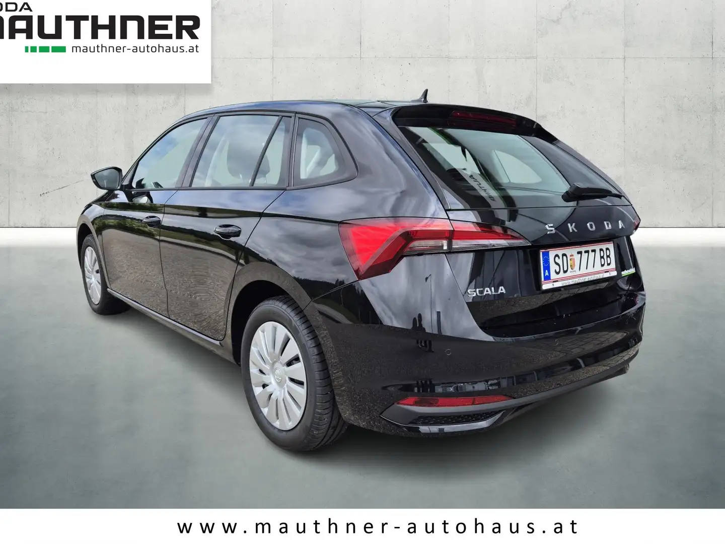 Skoda Scala Essence Schwarz - 2