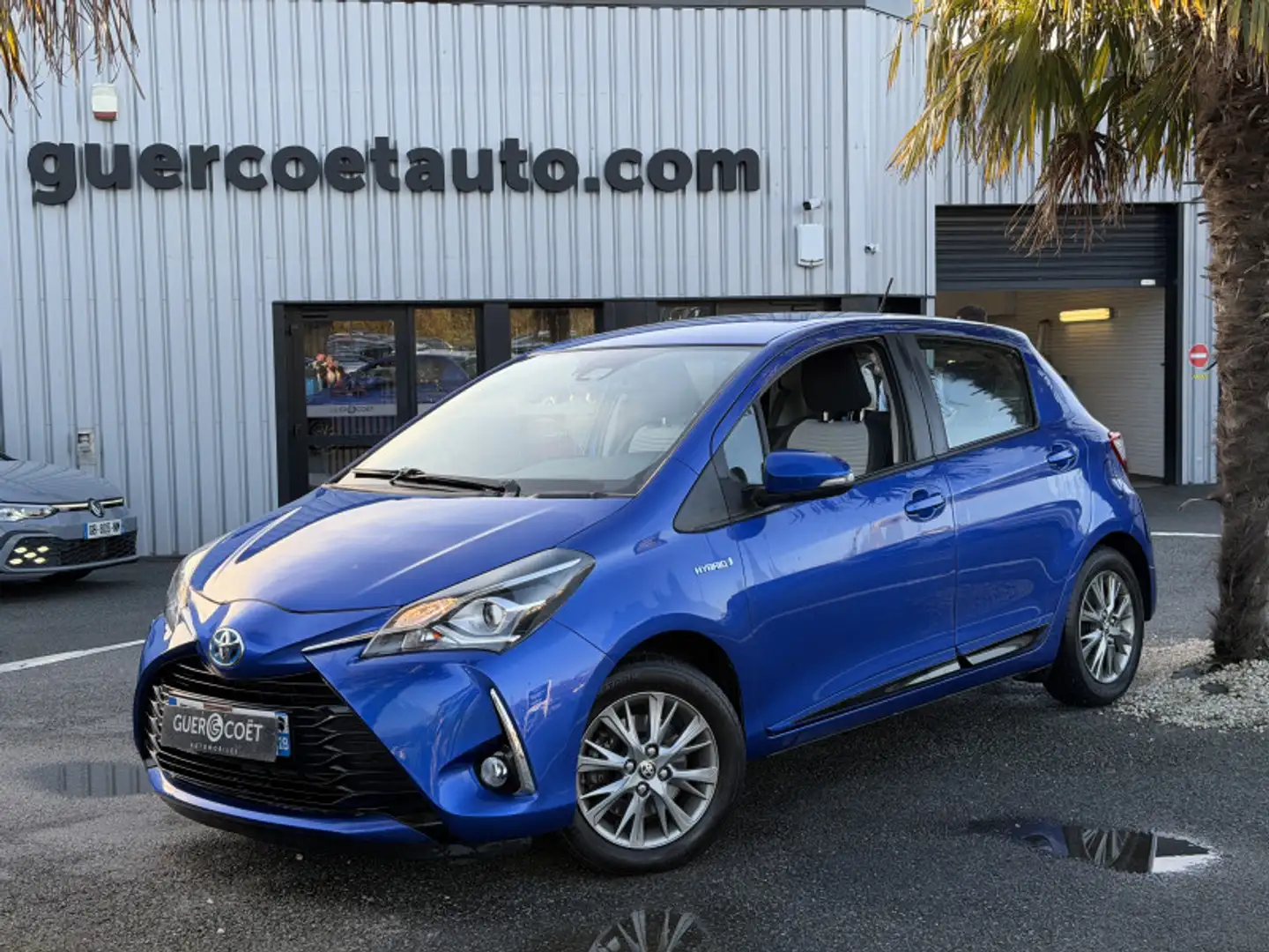Toyota Yaris 100H DYNAMIC 5P Bleu - 2