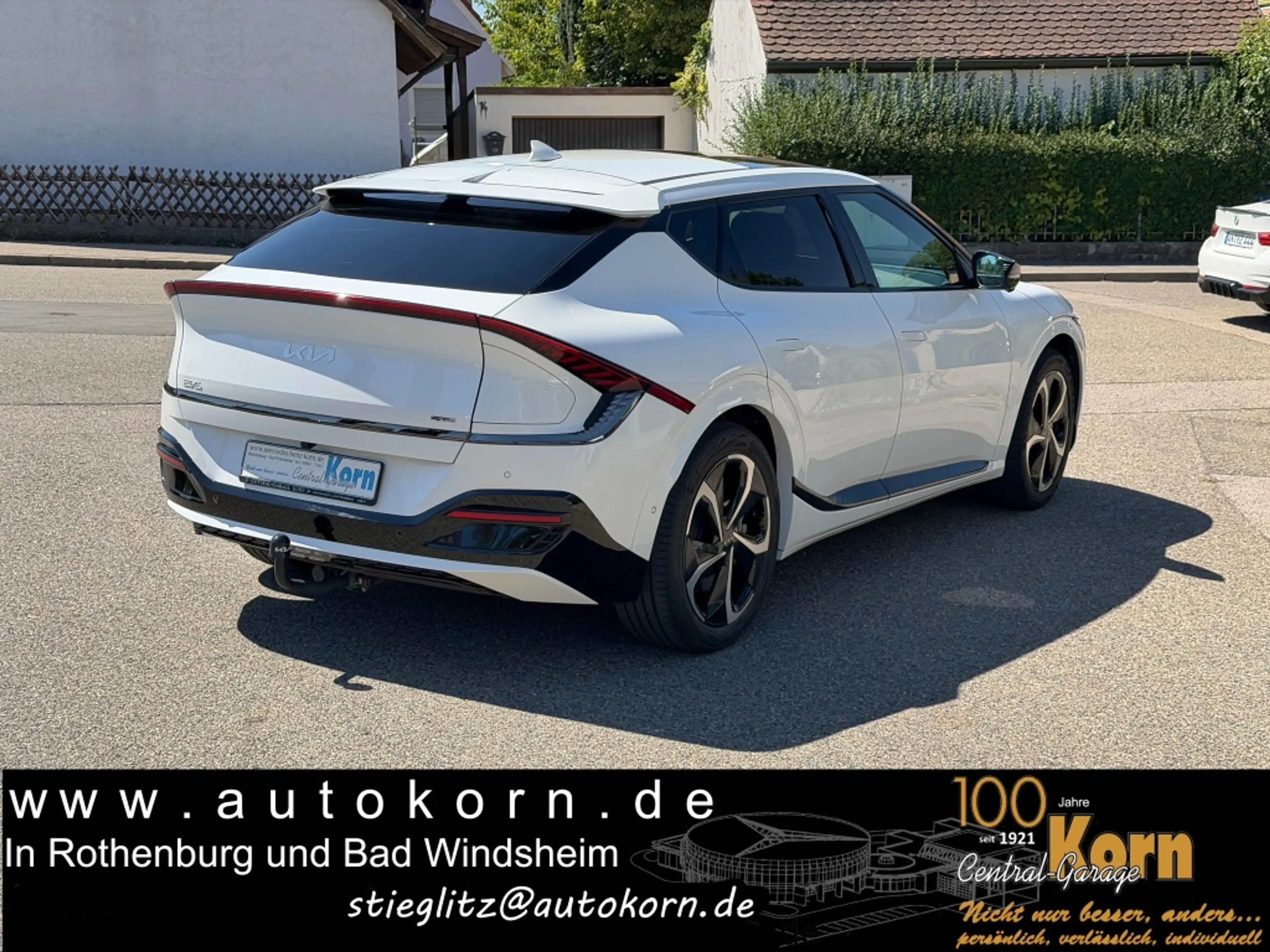 Kia EV6 GT Line 4WD AHK GlasD 360K ACC Assist Sound — photo 3