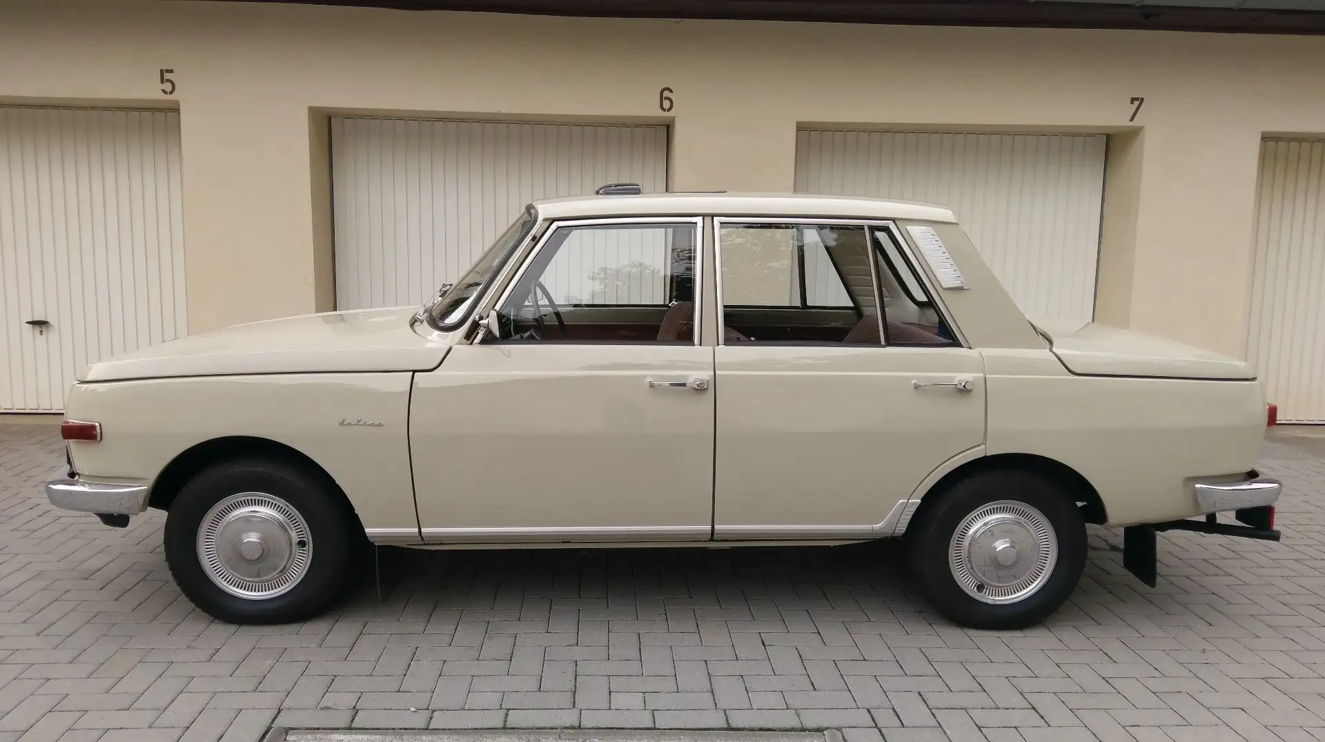 Wartburg 353 de luxe - 1
